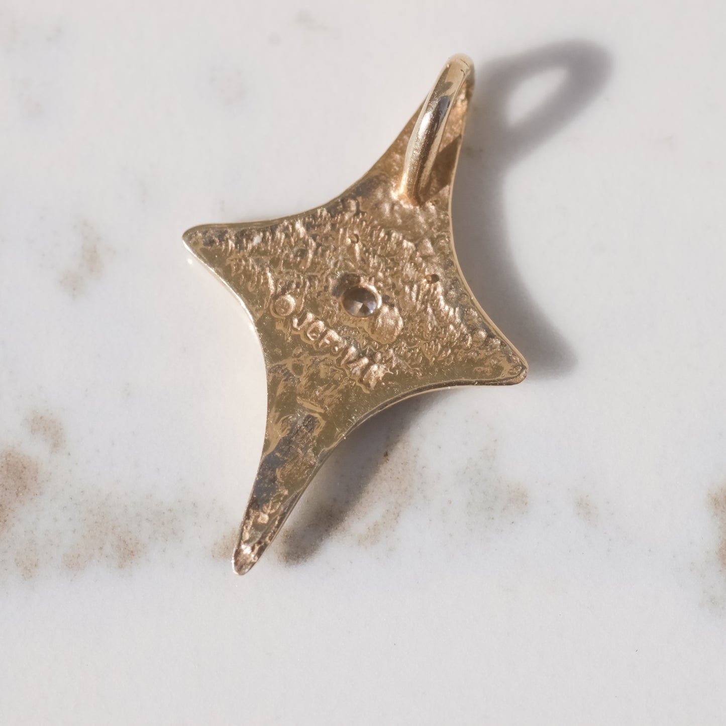 Vintage 4-pointed Star Pendant 14k