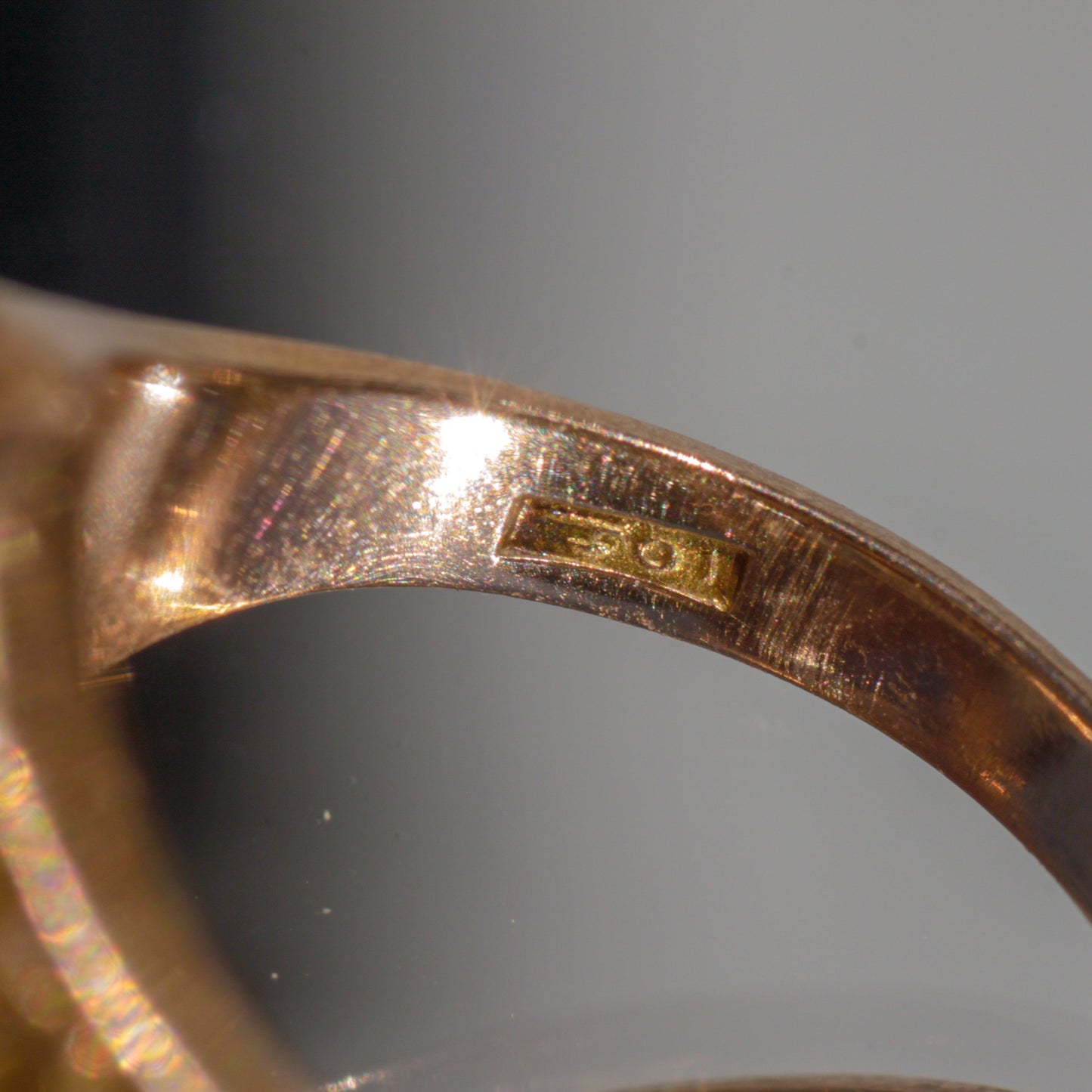 Vintage/Antique Engraved Buff Top Amethyst Ring 10k Sz 5 1/4
